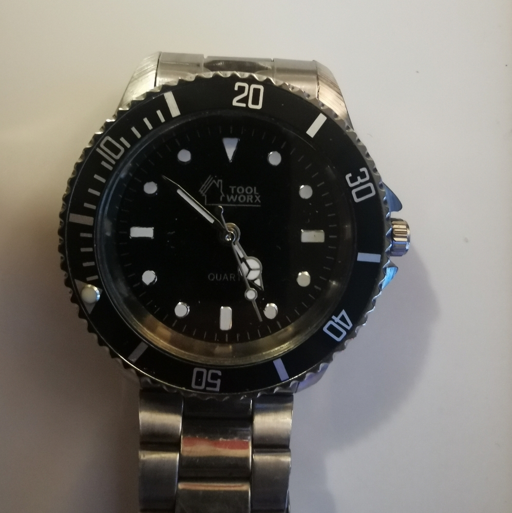 Tool worx watch